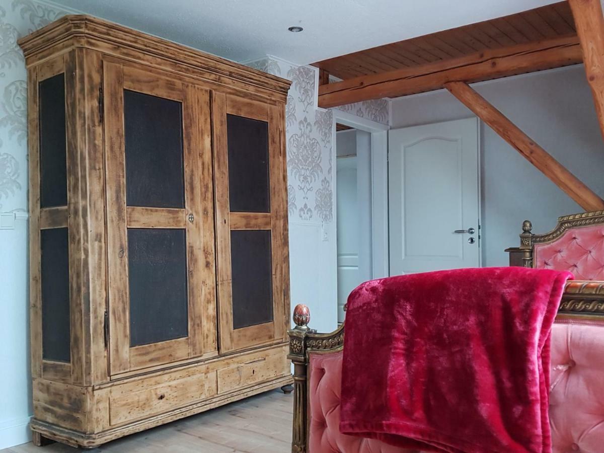 Zucht- Und Ausbildungsstall Rubly Kleinbundenbach Exterior foto